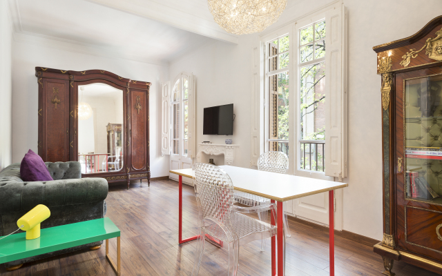 Апартаменты Thesuites Barcelona