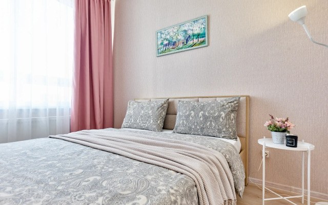 Apart Loren Flat