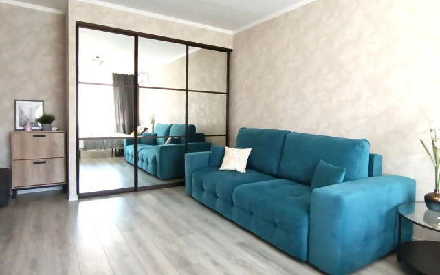 Апартаменты Aura сети DeNewHome в центре Левого берега