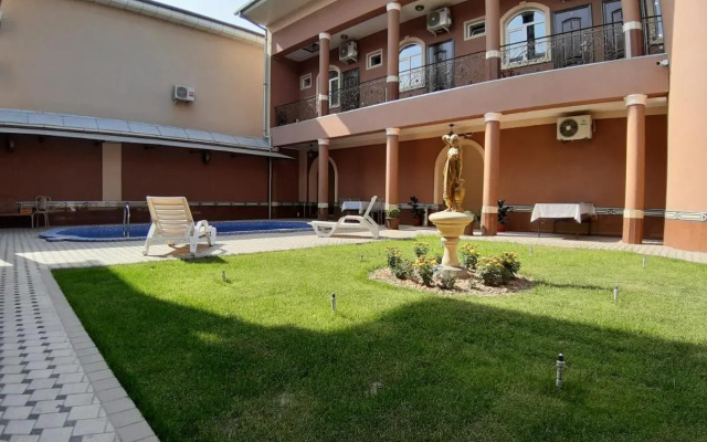 Sarbon Hotel
