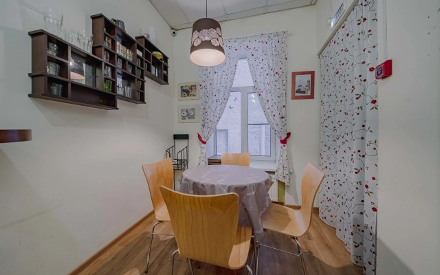 Меблированные комнаты Миссис Хадсон