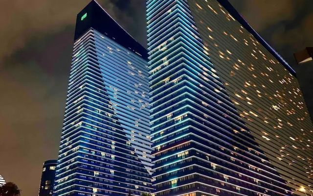 Orbi C 4245 Apartments