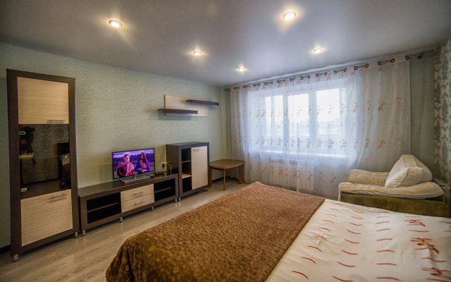 Matrosova 16 Apartment