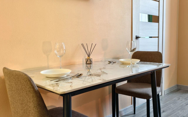 Квартира Уютная двухкомнатная со свежим ремонтом