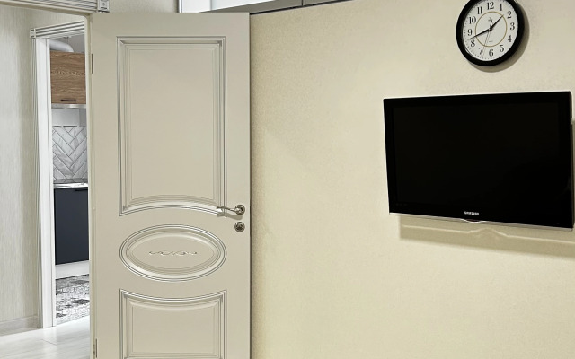 Green Apartment Ryadom S Tsentrom Flat
