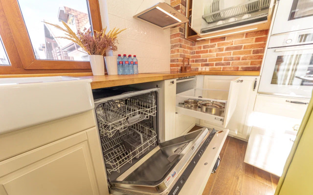 Апартаменты Red Apartments Розмарин Бренден