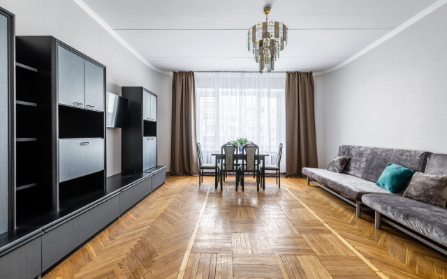 Квартира Трехкомнатная в самом центре Казани