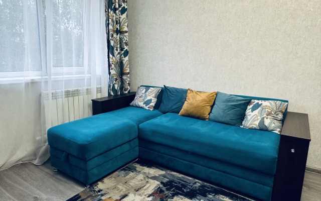 V Tsentre Ryadom s Naberezhnoy i Dostoprimechatelnostyami Flat