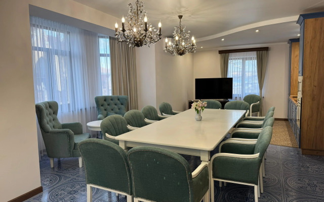 Вилла Коттедж "Торик"