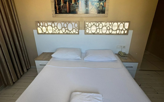 Grand Vatan Hotel