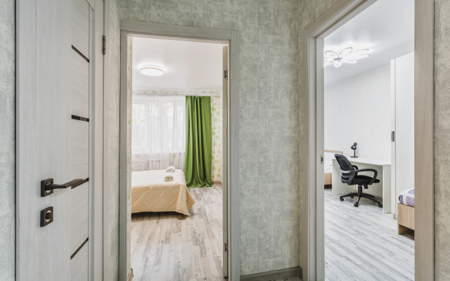 Bolshaya trekhkomnatnaya kvartira v gorode Voskresensk Flat