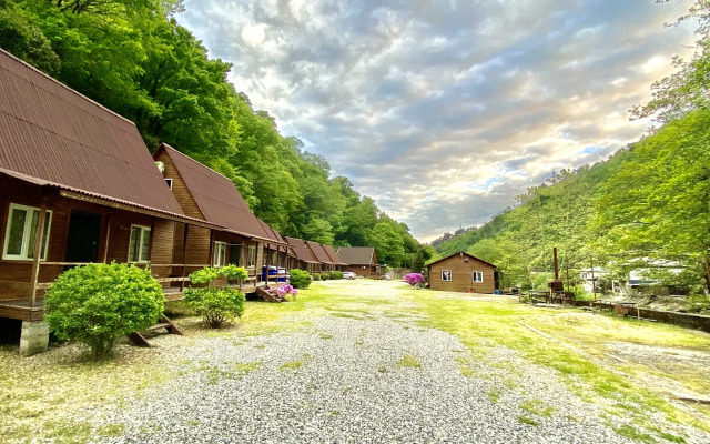 Zhoekvara Hotel