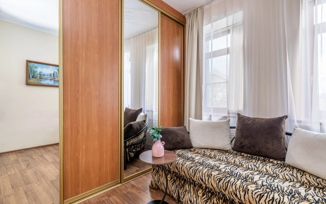 Квартира Уютная трехкомнатная в центре