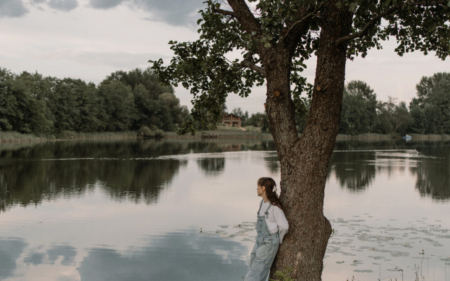 Глэмпинг Панорамные мини-домики на ферме Nomad Houses на Браславе