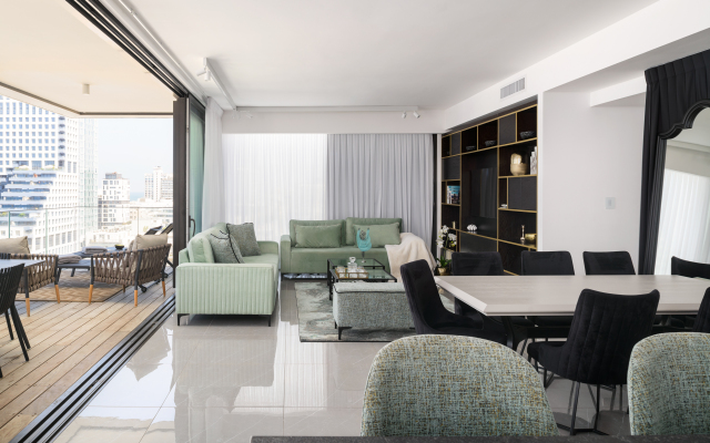 Luxury With Terrace & Sea View By Feelhome Apartments