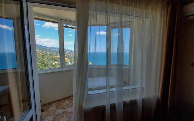 Dvuhkomnatnyie S Vidom Na More Apartments