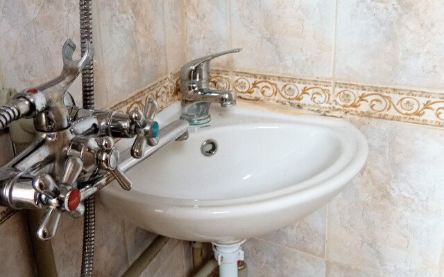 Studiya S Dvorikom V Plyazhnoy Zone Flat