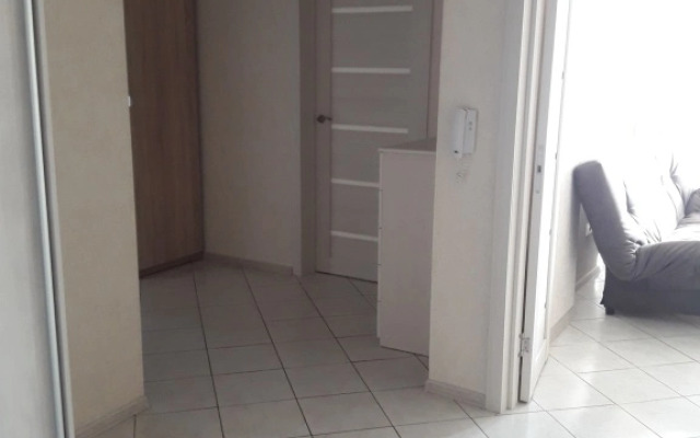 V  Prestizh Khaus Flat 1