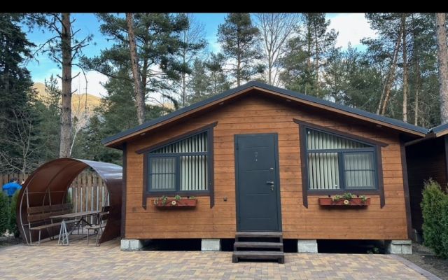 Arhyiz Chalet