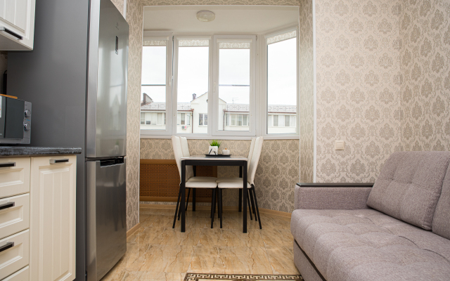 Krasavitsa V Tsentre U Zhd Vokzala Flat