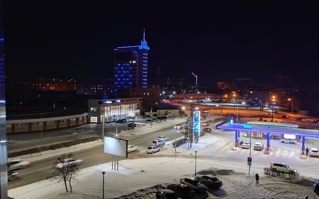 Apartments s Kukhney i Balkonom