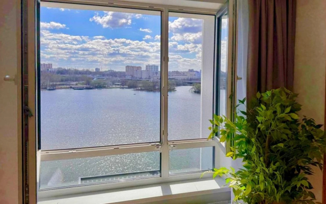 Квартира с видом на Свиягу Sweet Home  Aqua