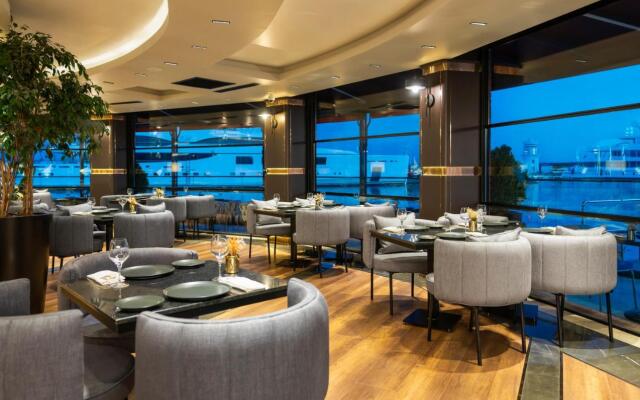 Crowne Plaza Istanbul Tuzla Viaport Marina, an IHG Hotel