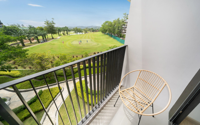 Charming 2bd in Laguna SkyPark Apartment