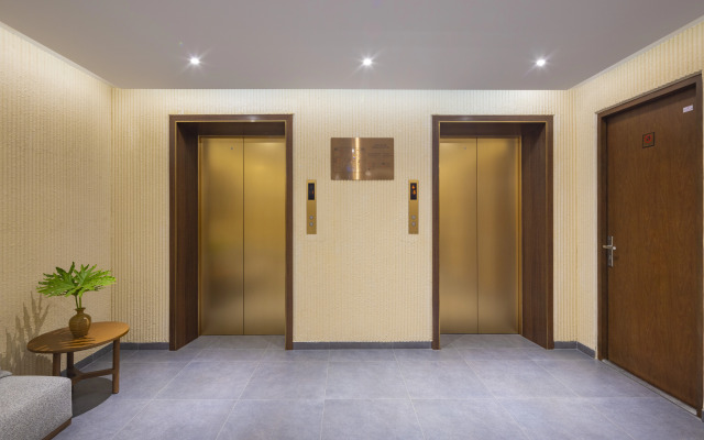 Отель Iconic Long Hai