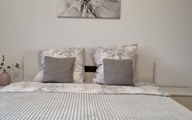 Na 1-m Predportovom proyezde Flat