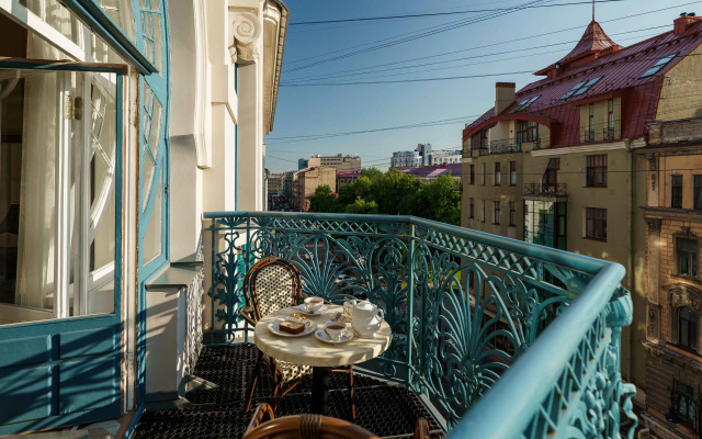 AKYAN St.Petersburg Hotel