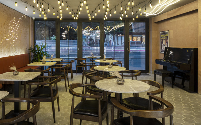 Area Yerevan Hotel