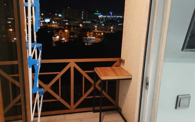Na Kaspiyskoy ulitse 46/5 Flat
