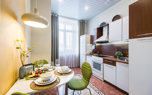 Квартира GM Apartments в Сталинской высотке