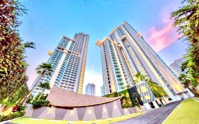 Riviera Wongamat Beach Apartments