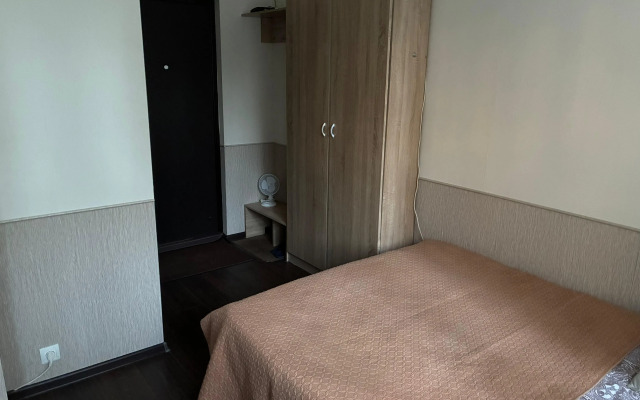 13 Minut Peshkom Ot Metro Skhodnenskaya Lodging house