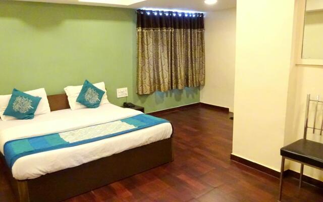 Hotel Blue Moon