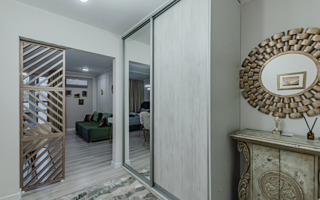 Апартаменты Дизайнерская Студия на Галеева 8а к2