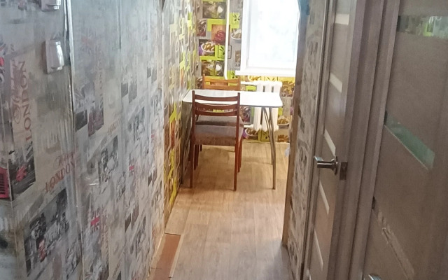 Квартира Счастливая Матрешка на Дежневцев 5