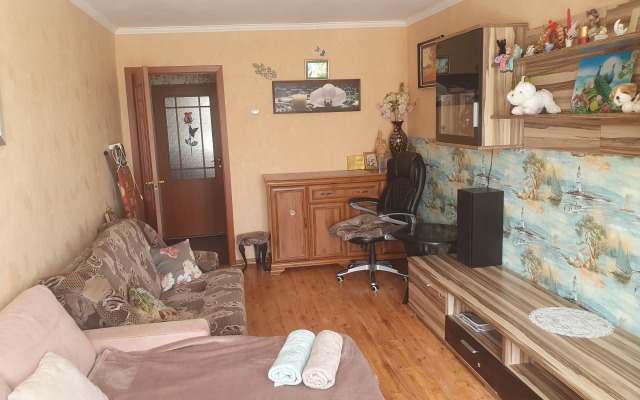 Na Sibiryakova 25 Apartment