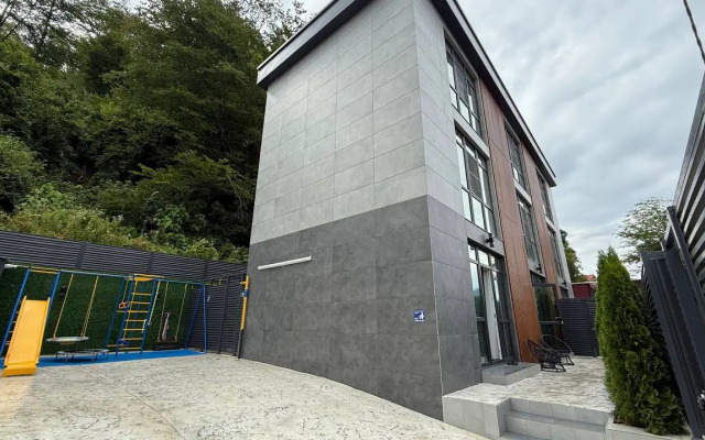 S Basseynom I Baney Pod Otkrytym Nebom Private house