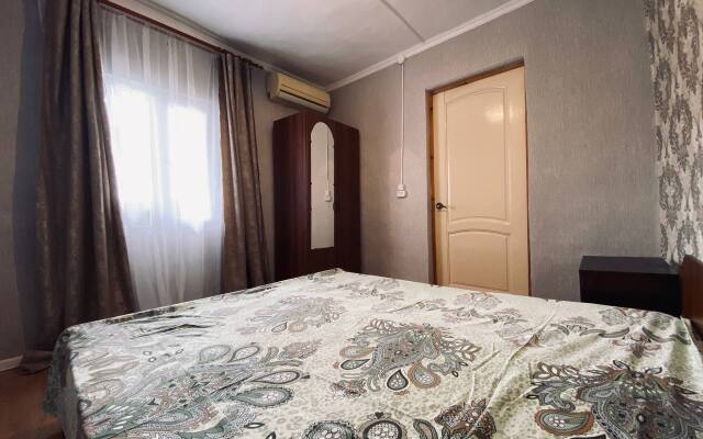 Chastny Sektor U Morya Private House