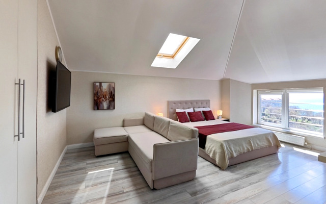 Апартаменты в Голубой Бухте 36