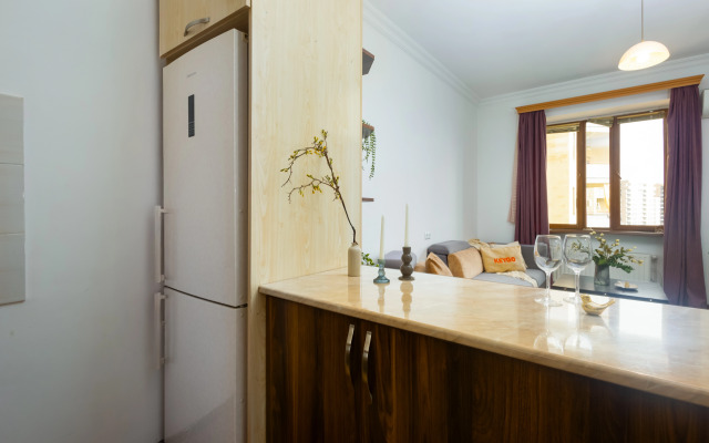 1BR/City Gem/Sunset Balcony/Self-enter/by Keygo 19 Apartments