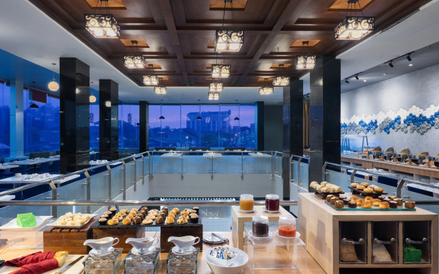 Отель Aston Inn Cilacap