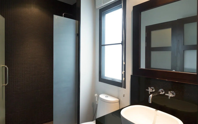 Miriama 2 Bedroom Near Naiharn Beach Villa