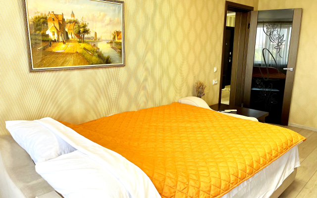 Апартаменты Stay Home на Восточно-Кругликовской