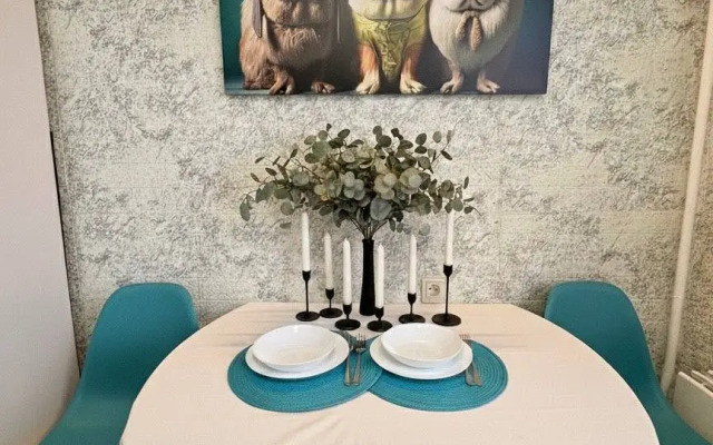 Uyutnye s Balkonom v Tsentre Goroda Apartments