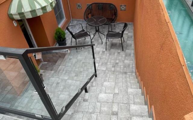 Homey Tbilisi Mini-Hotel