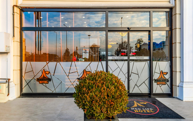 Med Life Hotel Istanbul Airport